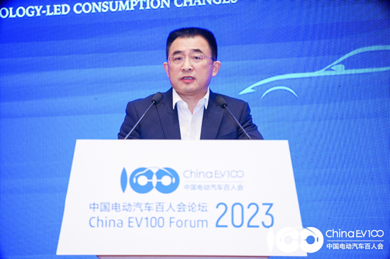 赛力斯许林：特斯拉降价引发行业剧变，50家品牌被卷入